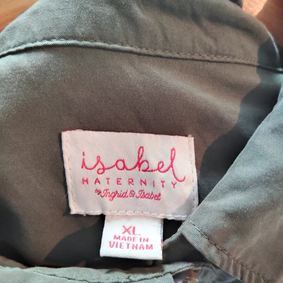 Isabel Maternity Long Sleeve Dress (Host Pick 🎉) - Picture 8 of 9